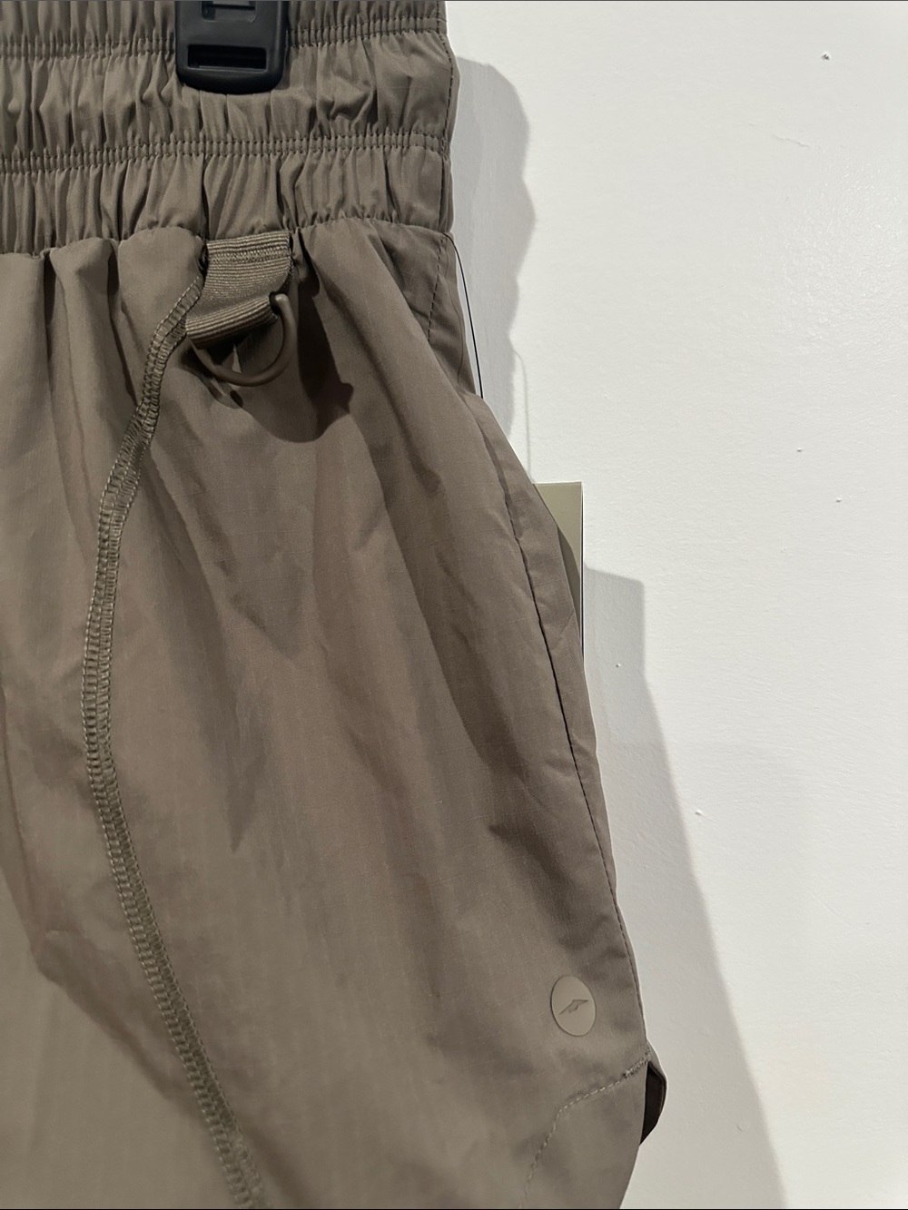 Women's Hike Run Shorts Size Small - Picture 7 of 13